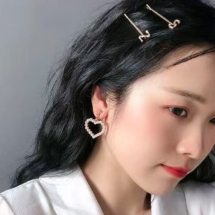 (Hello Girl) E44 Sepasang Anting Korean retro fashion Wanita Anting Jepit Gaya Korea Import