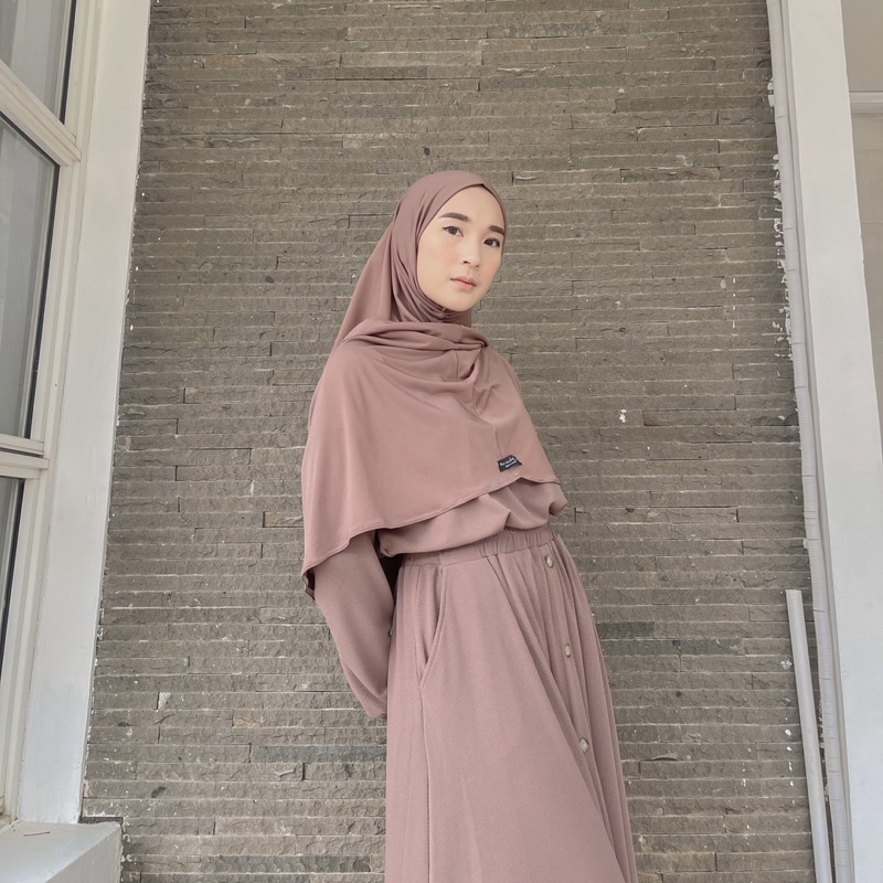 DEFECT Alisyaa Histan