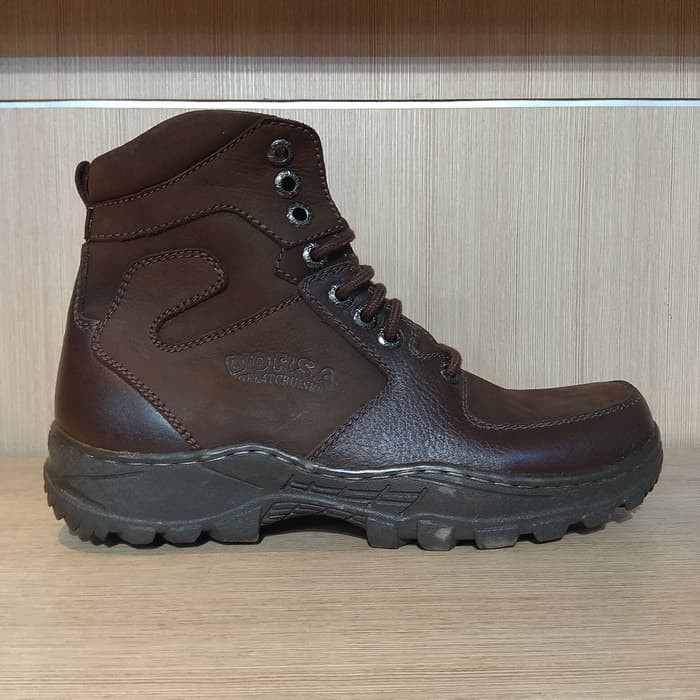 Sepatu Kulit Pria Original BORSA AX 95920 (39-42)