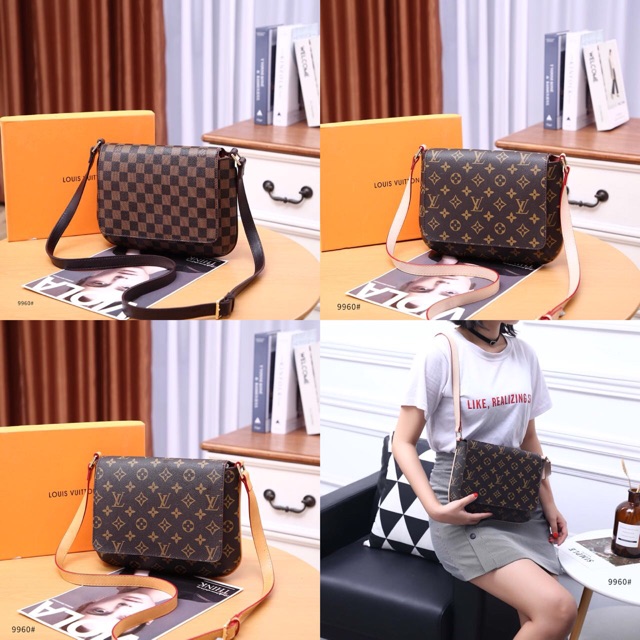 A.Louis Vuitton Harmis #9960