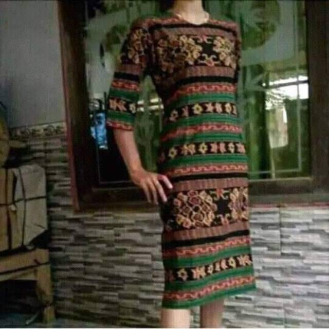 Dres tenun original