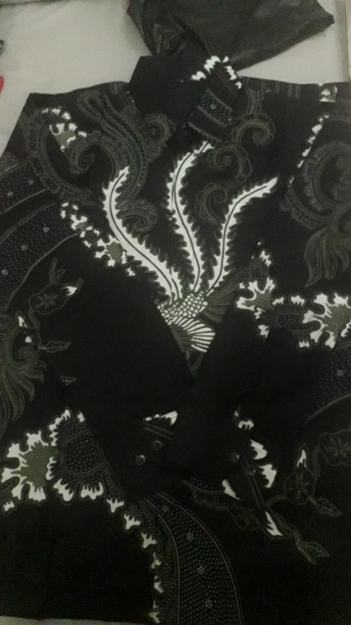 Batik Solo Dafinah Lawasan Kemeja Pria Katun Cabut Sragenan Full Furing