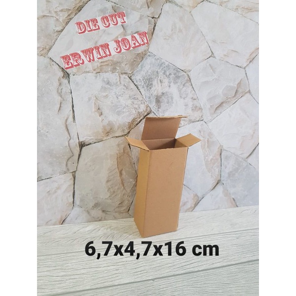 

Kardus Box uk. 6,7x4,7x16 cm Kotak Karton Die Cut Botol