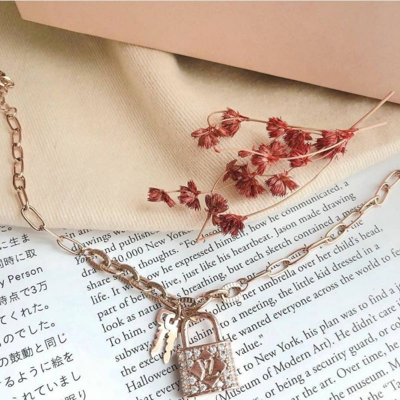 Gelang Rantai Kunci Gembok Titanium Premium