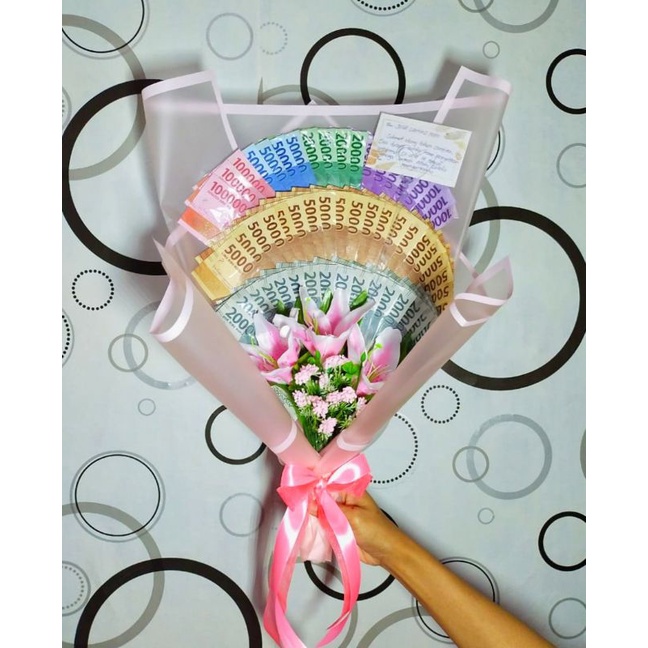 

BUCKET Bunga, Buket uang, Buket snack/jajan, Buket Wisuda, Hadiah ULTAH