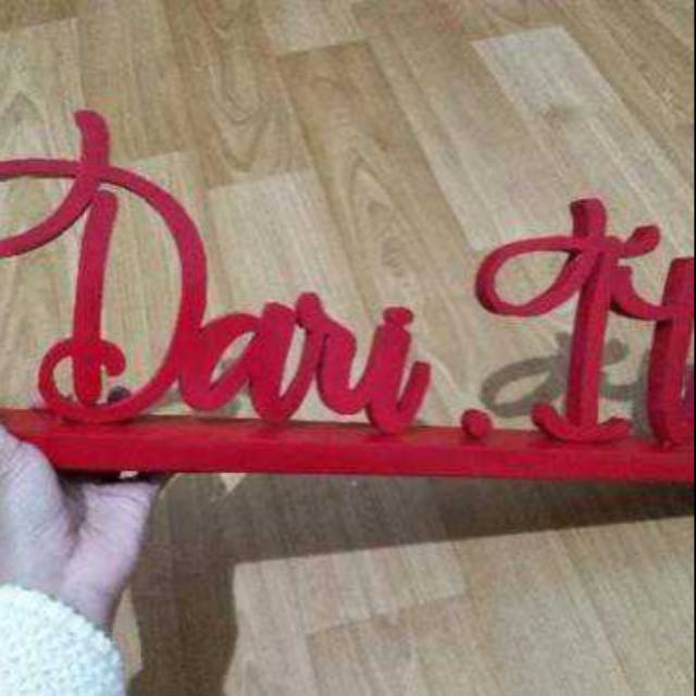 Huruf timbul kayu custom