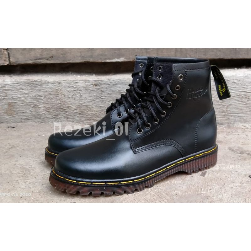 Sepatu Dr. Martens Docmart Boots High Pria