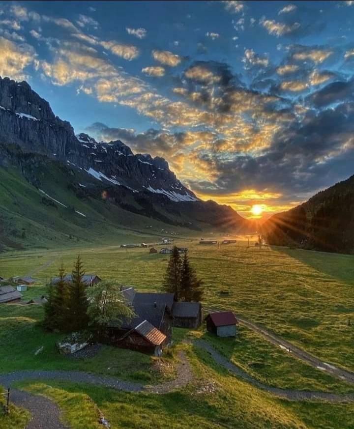 Grosir Terlaris Genes Jelita Tunic Navbor Yelbor Whitbor Creambor Tunik Batik Modern Hrb063