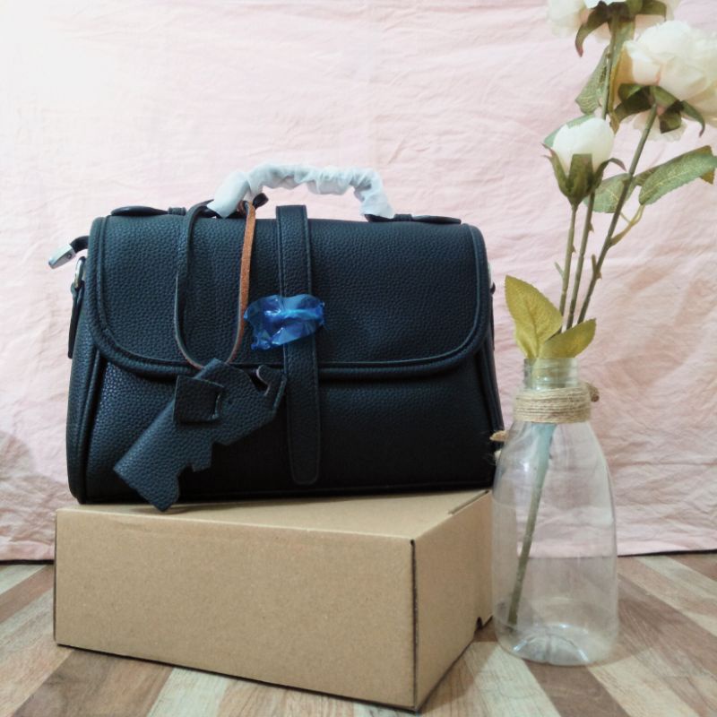 Tas Sling Bag Impor Premium Tao Le Yu 7151 Black Hitam