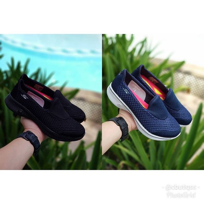 Sliponmurah Sliponbranded Sepatuslipon Slip On Wanita Import Gow U59R1  Sepatu  Go Walk 4 Kindle Wo
