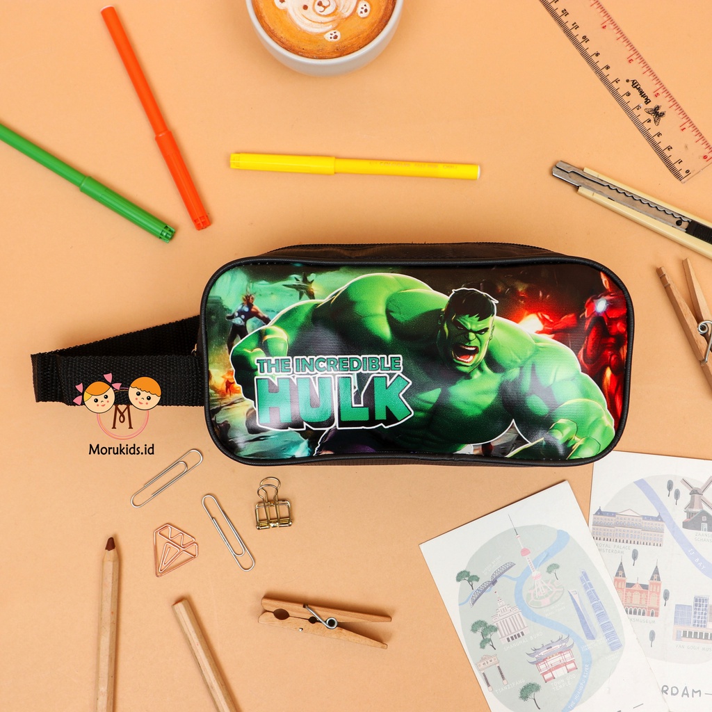 

MORUKIDS - KOTAK PENSIL ANAK COWOK KARAKTER TEMPAT PENSIL ANAK TERMURAH MOTIF