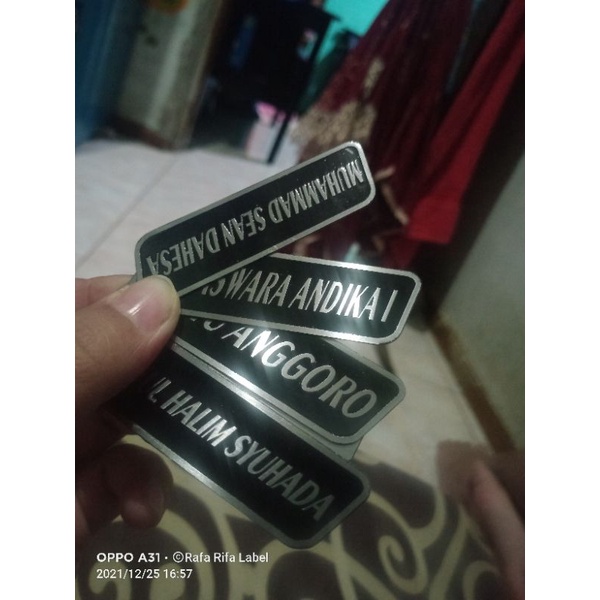

Label plat Kuningan dan stainless