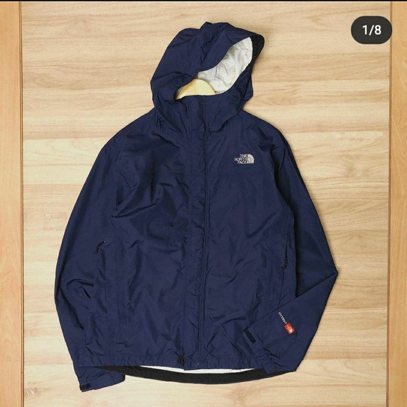 Jaket outdoor TNF Hyvent