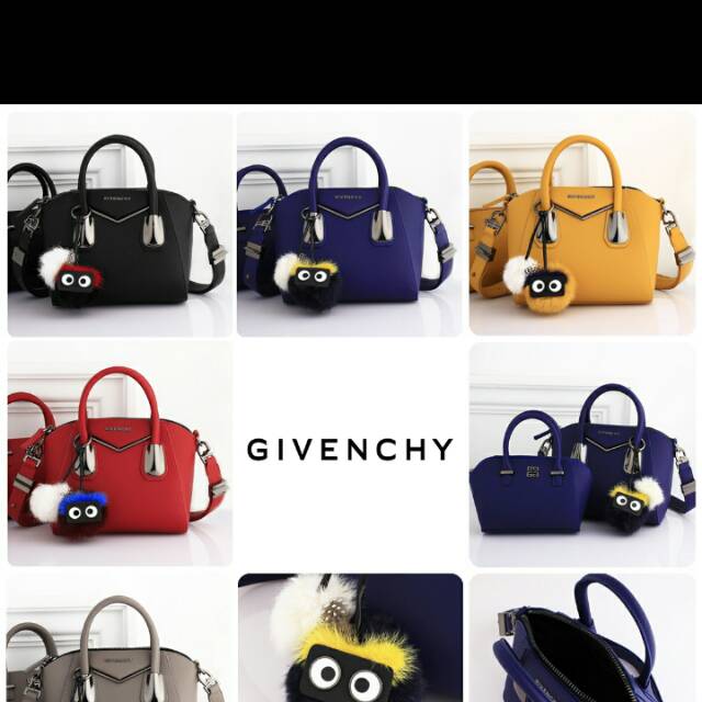 Givenchy Antigona Triangle GunMetal*
With Monster Two Tone Charm
Sz23x20x11cm
Small Bag Sz18x14cm