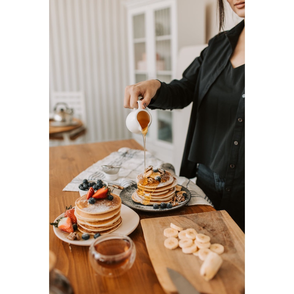 Country Kitchen Log Cabin Maple Mapple Syrup Sirup 24 oz / 710 ml