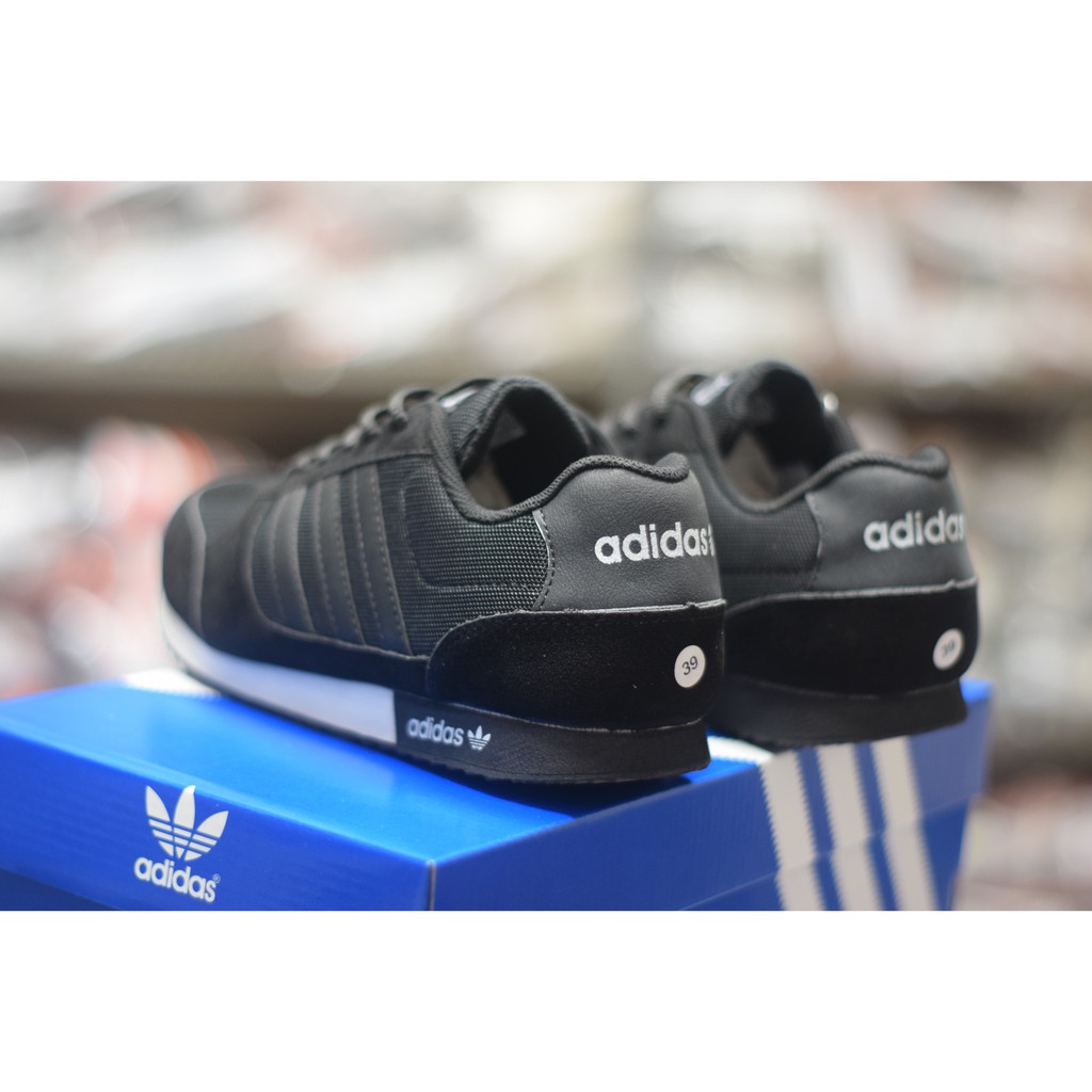 SEPATU SEKOLAH ADIDAS HITAM ALAS PUTIH