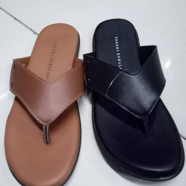 Sandal yongki komaladi cowok