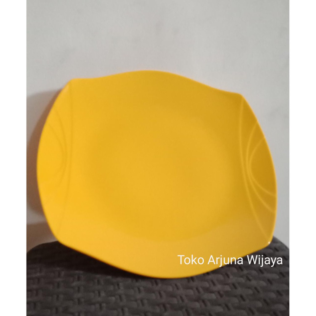 Piring Segi Bunga 10 inch kode PU-1810 Melamine - Harga Satuan (+ Bublewrap &amp; Kardus)