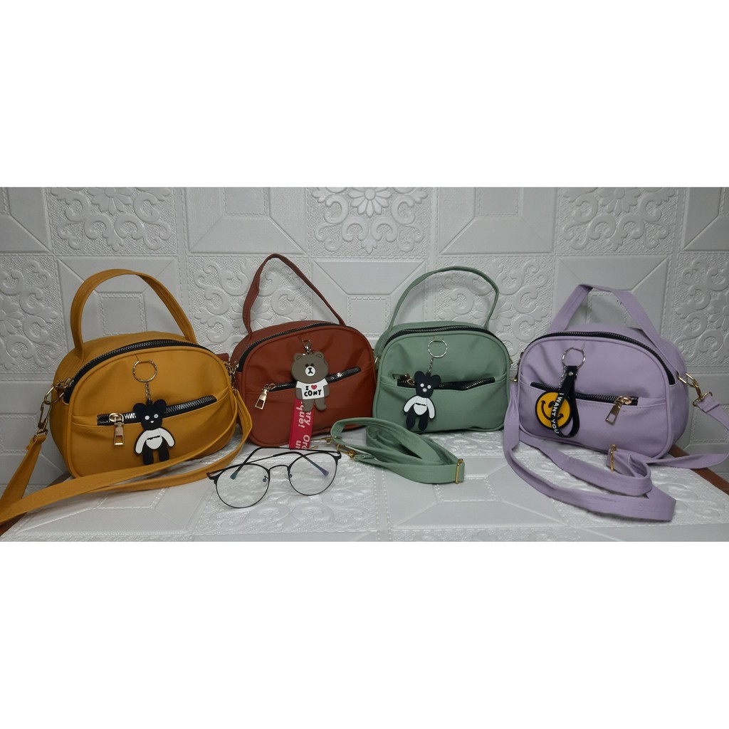 Lagi Promo Tas Selempang Wanita /  Sling Bag Wanita Terbaru /Tas Wanita Water Proof 2021/2022