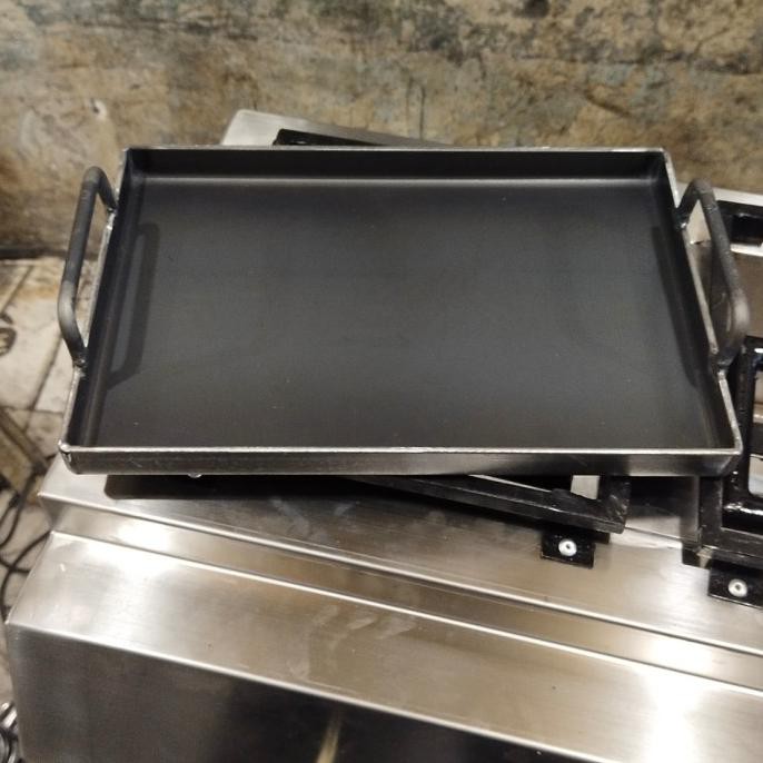 wajan kotak baja hitam anti lengket 30x20