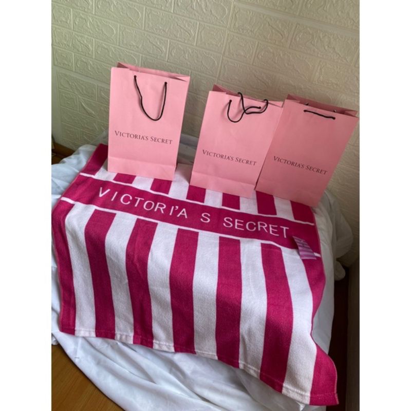 Handuk VS free Paperbag