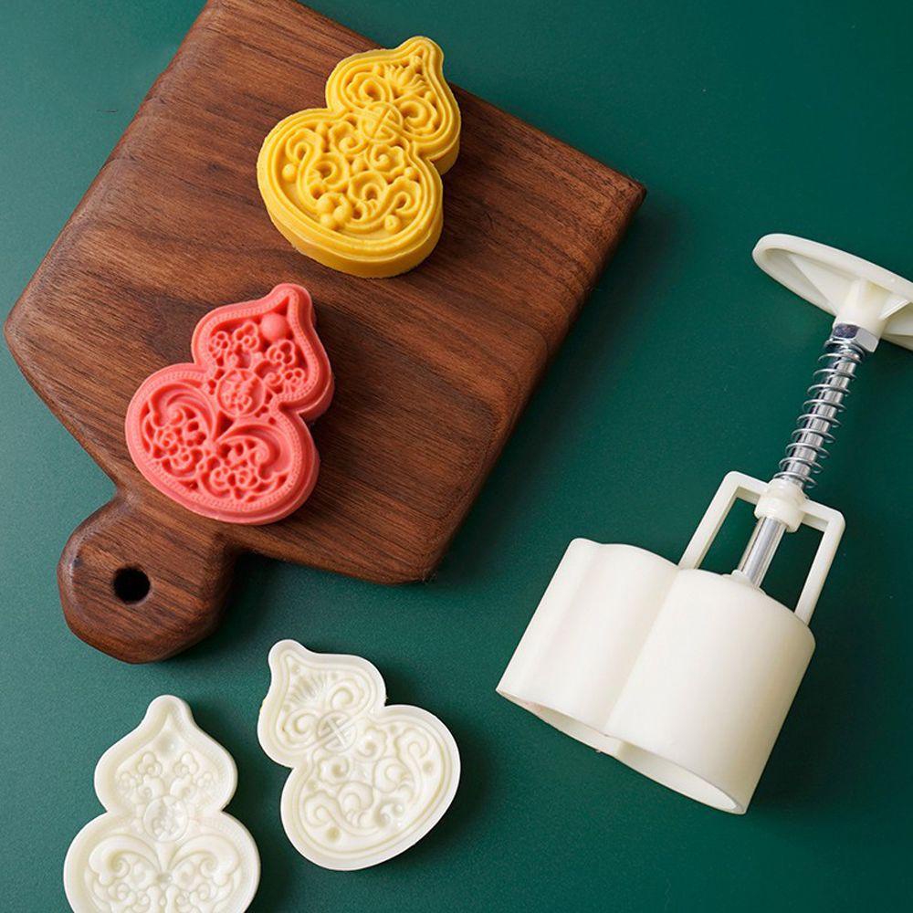 【 ELEGANT 】 Es Kulit Cetakan Mooncake 50g /65g Plastik DIY Bakeware Tools 3D Cap Dapur Gadget Baking Aksesoris Mooncake Hias Mooncake Cetakan