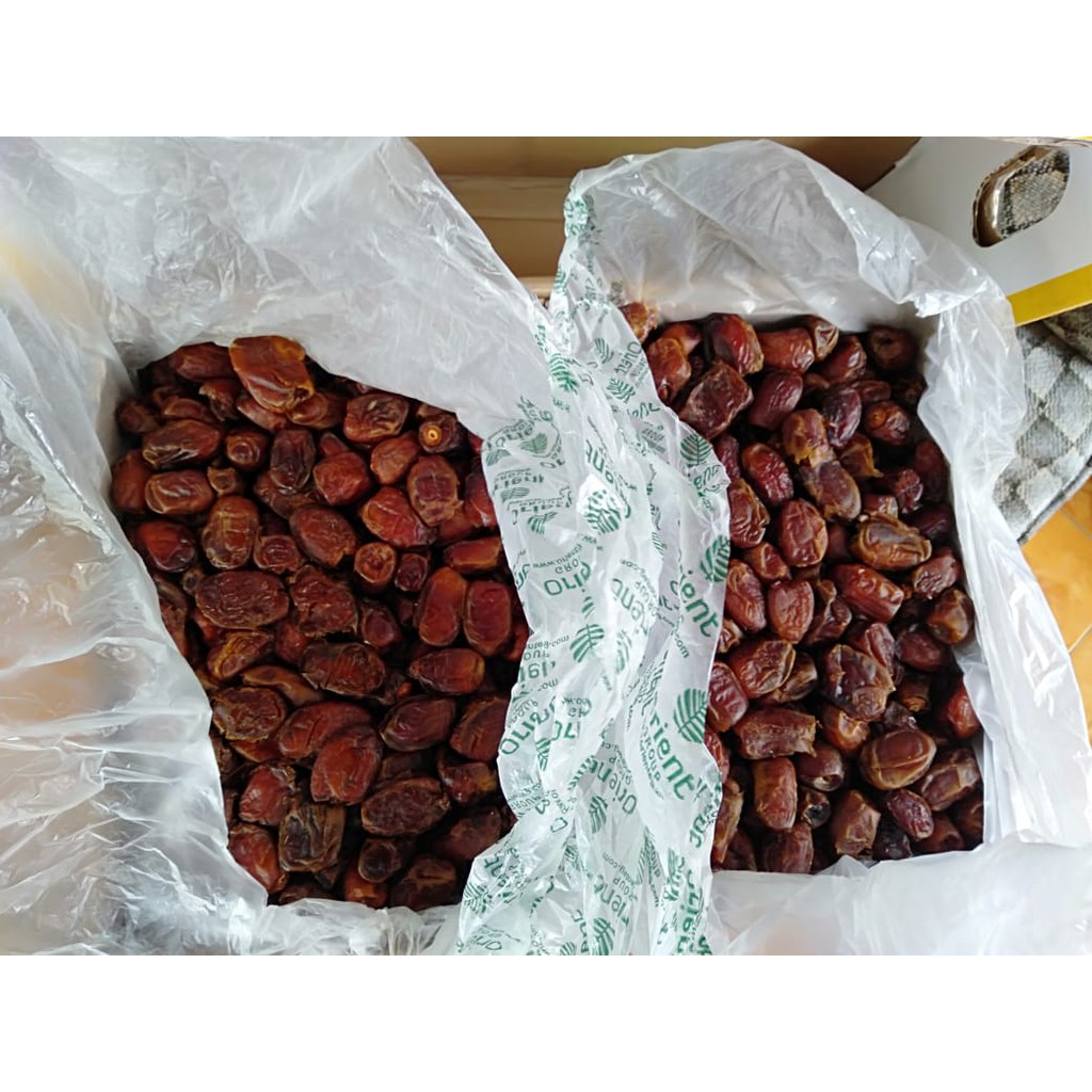 

Kurma Kaya Nutrisi Per 1 Kg