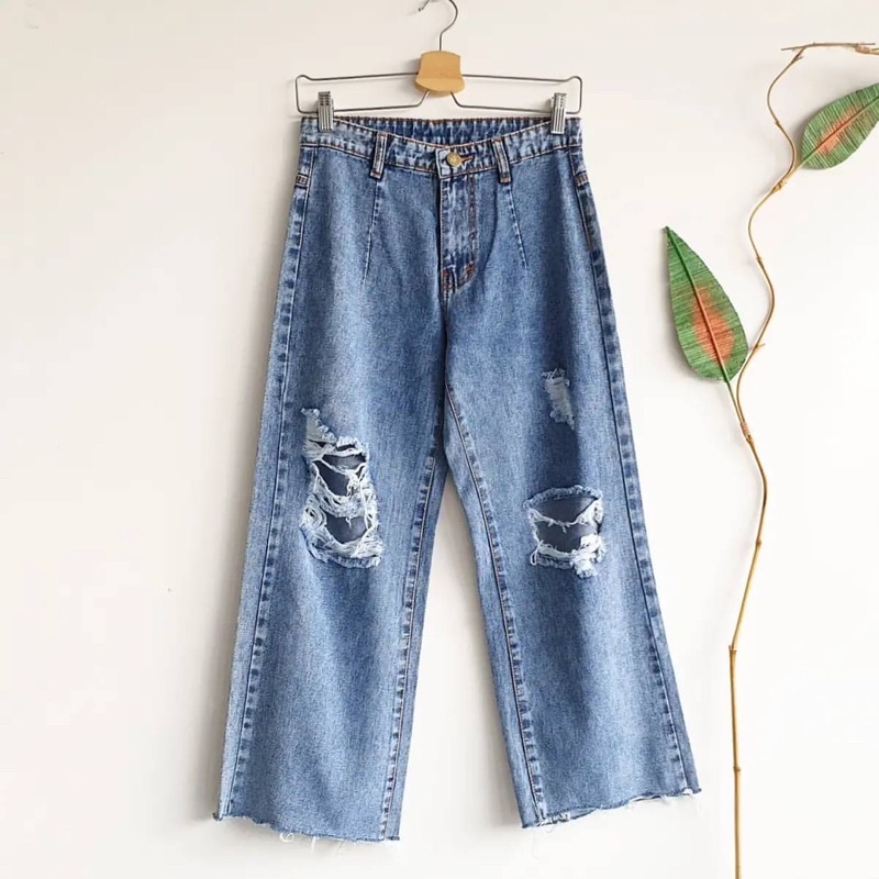 NURA CULLOTE JEANS 13000