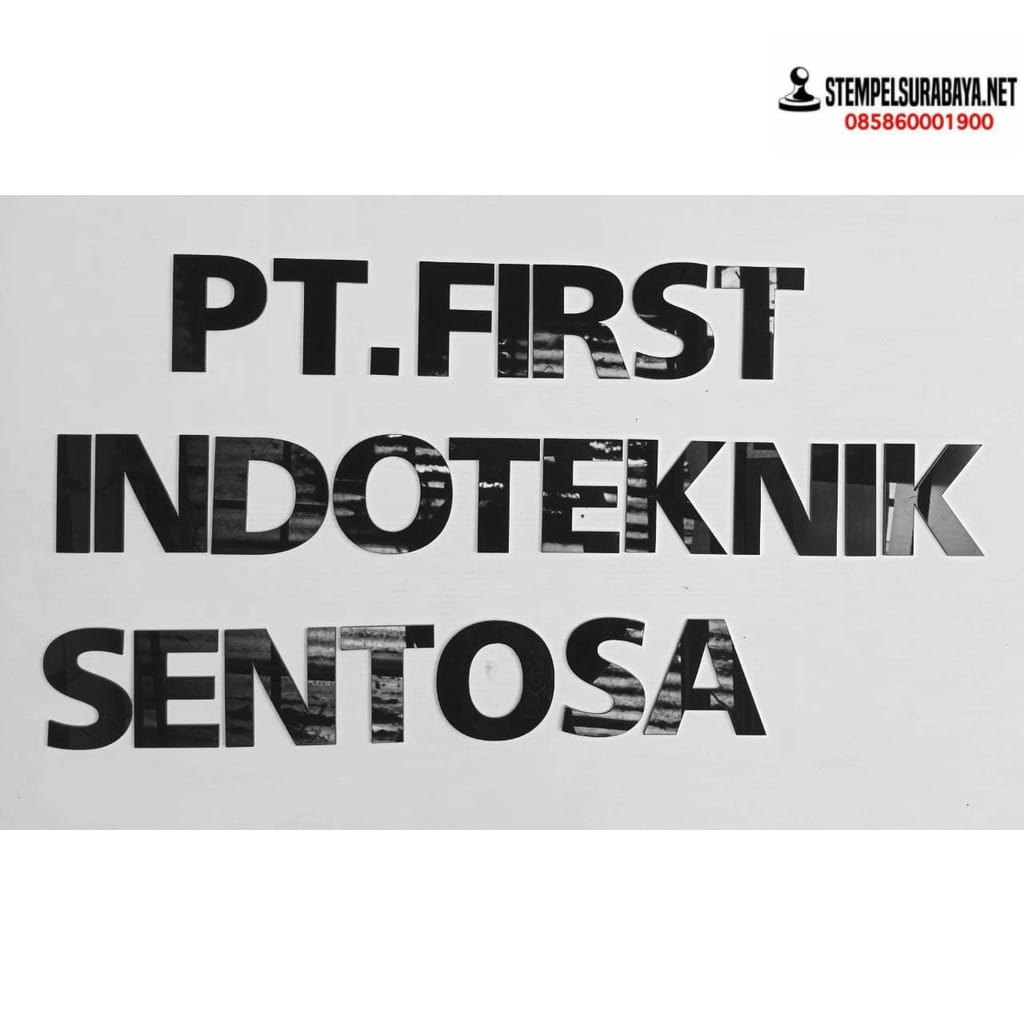 Cutting huruf akrilik