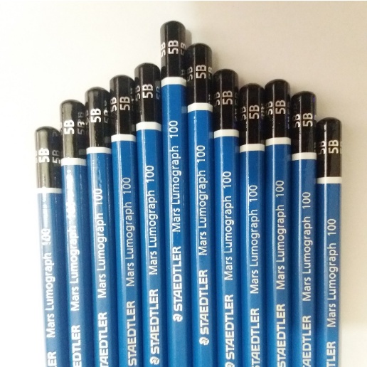 

Staedtler Pensil / Pencil 5b Lumograph 100