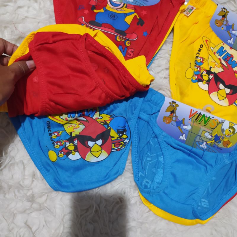 celana dalam anak laki lakiumur 4-8 tahun 3 pcs (1 set)