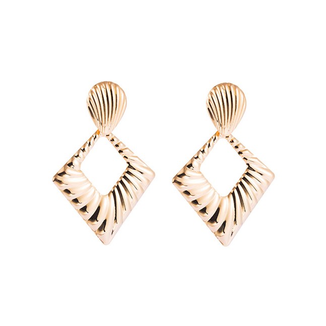 LRC Anting Tusuk Fashion Golden Metal Irregular Embossed Geometric Earrings D99792