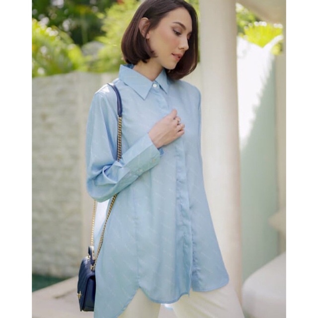 BENANG JARUM ALL OVER PRINTED BLUE SHIRT