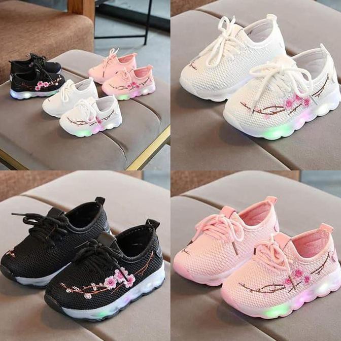 Sepatu Tali Anak Cewek Motif Bunga Sakura Hitam Putih Pink 26 30 Sneakers Anak Sneakers Anak