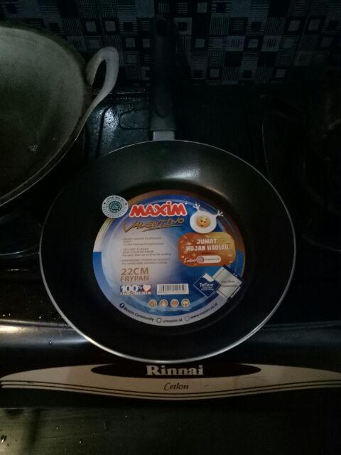 Maxim Valentinofrypan 22 Cm Wajan Penggorengan Teflon Fry Pan