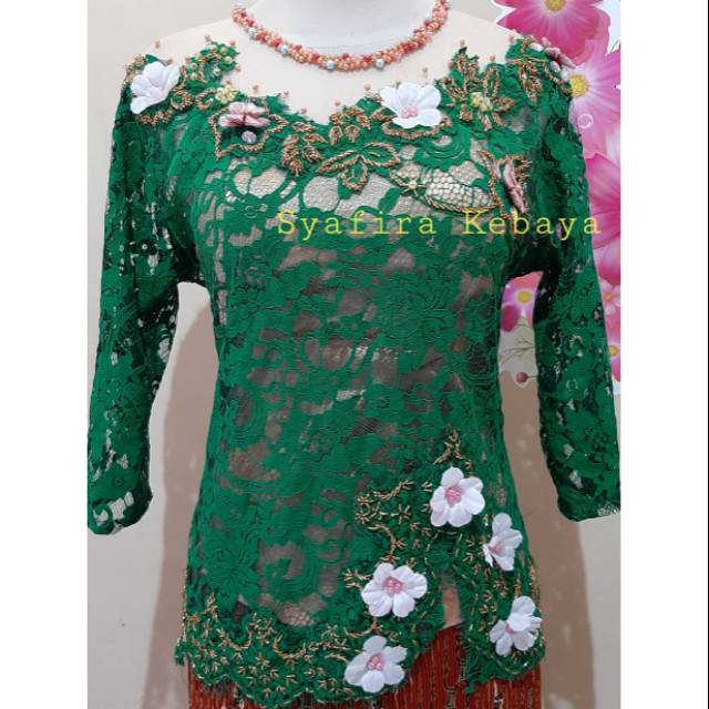 Kebaya Bali Brukat Payet