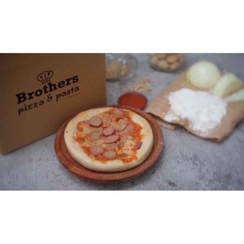 

Brothers Pizza Frozen Saus Pedas Balado UK Personal