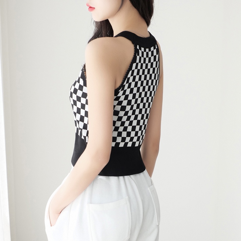 【Elegant】 Sleeveless Round Neck Letter Short Knitted Vest   7386