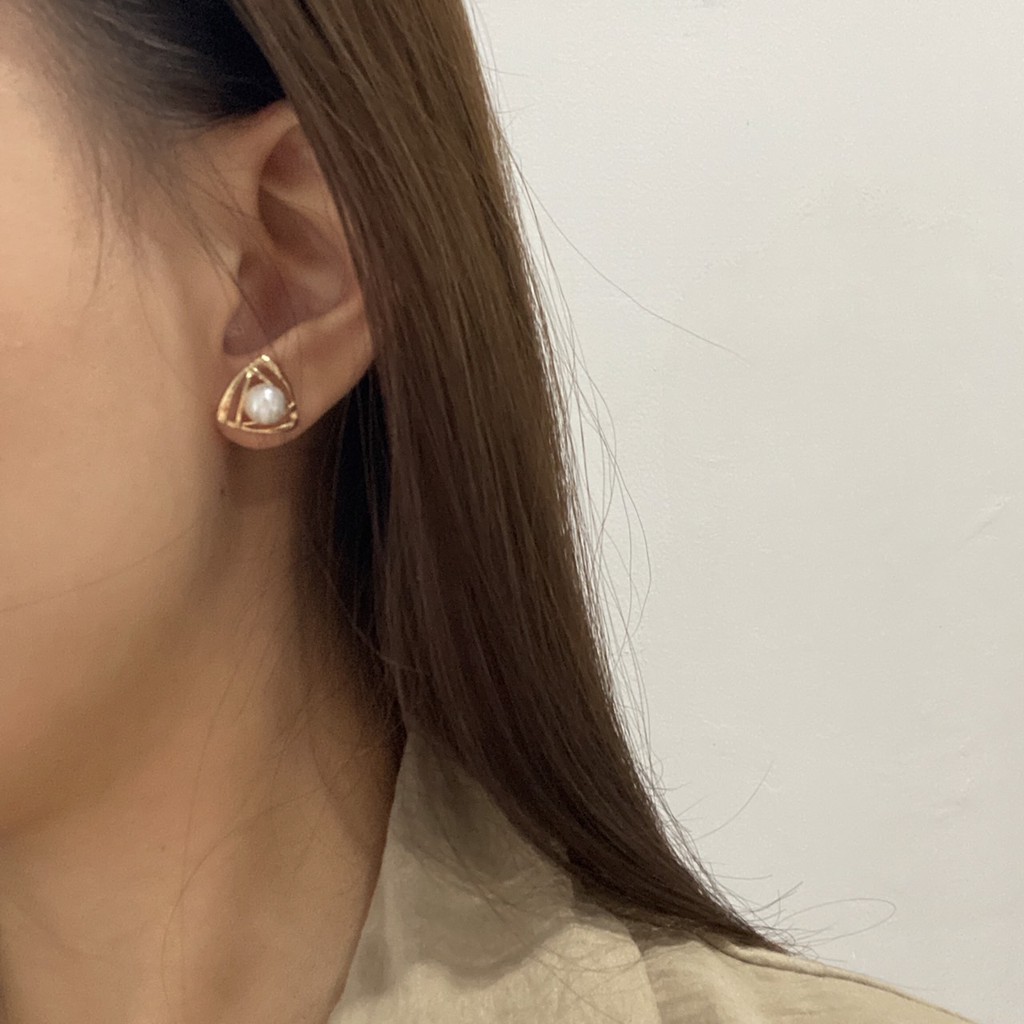 Eden Earrings / Aksesoris Anting Wanita Anting Korea Murah / Fashion Earrings / Anting Rantai / Chain Earrings / Anting Bunga / Anting Mutiara