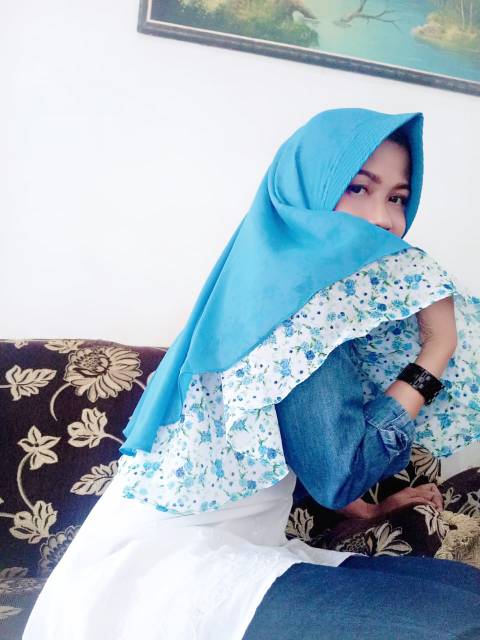 Jilbab instan double layer polos kombinasi bunga