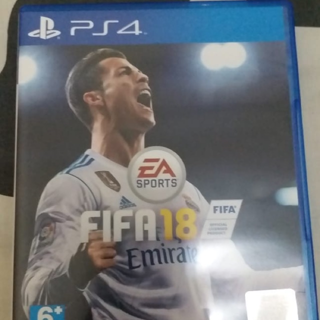 Kaset PS4 FIFA 18 Region 3