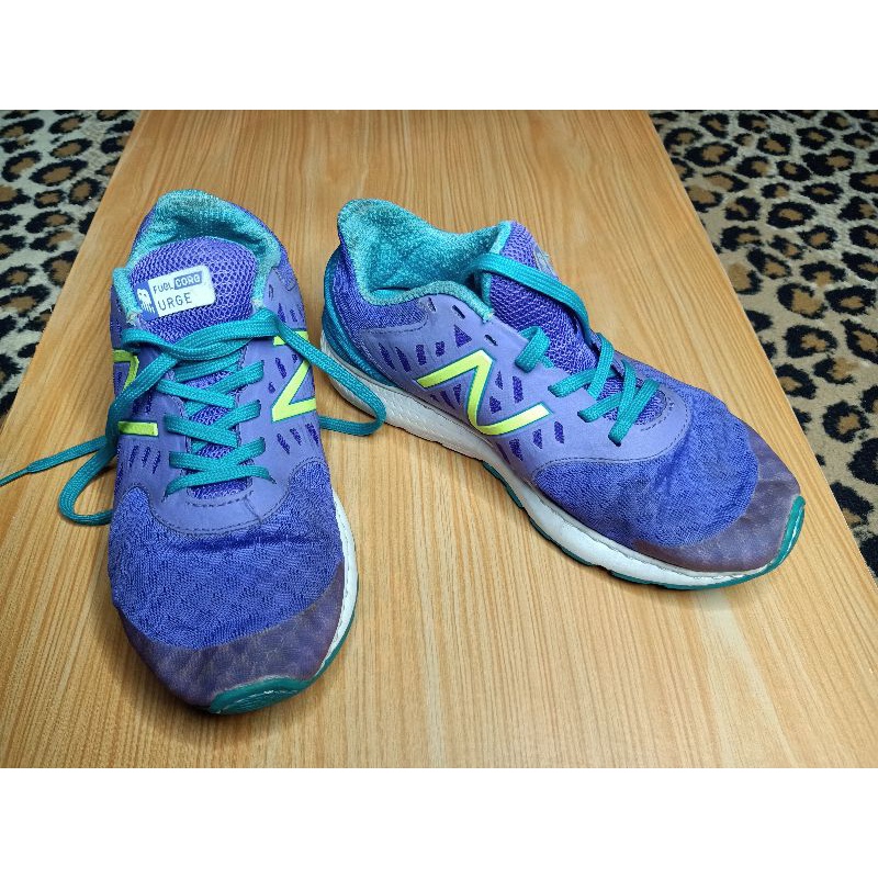 sepatu anak new balance