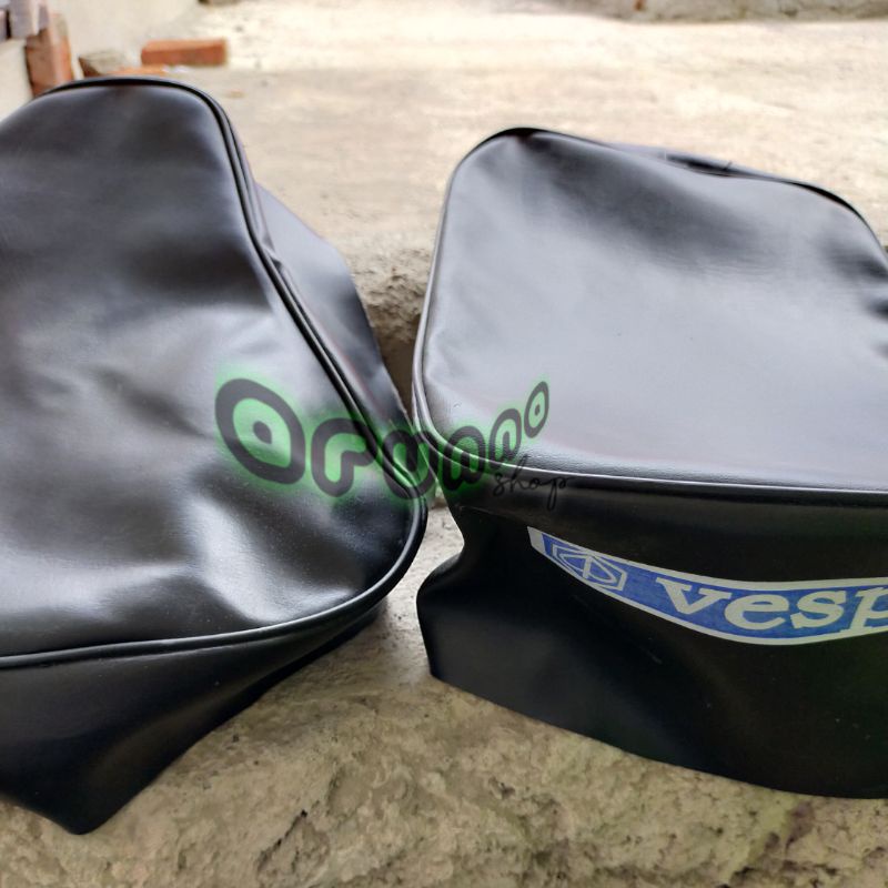 satu set kulit jok motor Vespa px super