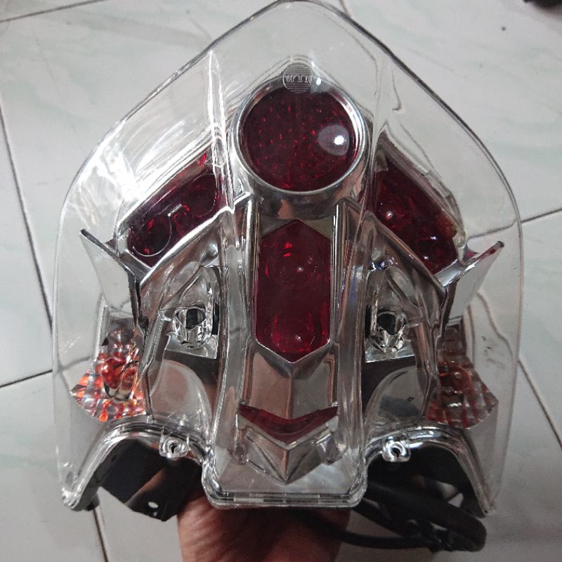 stoplamp lampu belakang yamaha jupiter z  10 set assy merk win