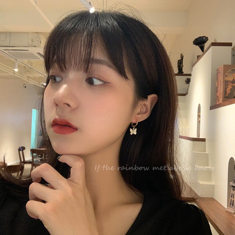 Anting Giwang Simple Model Kupu-Kupu Dengan Berlian Imitasi Untuk Wanita