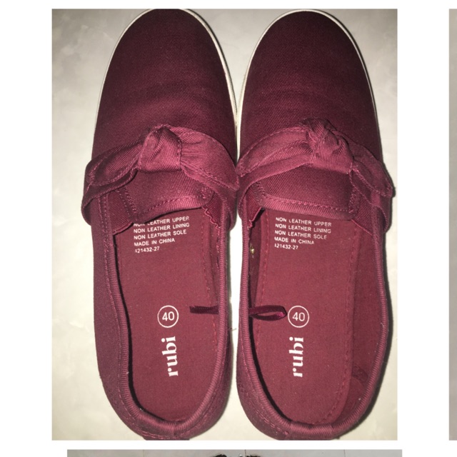 Sepatu Flat Rubi