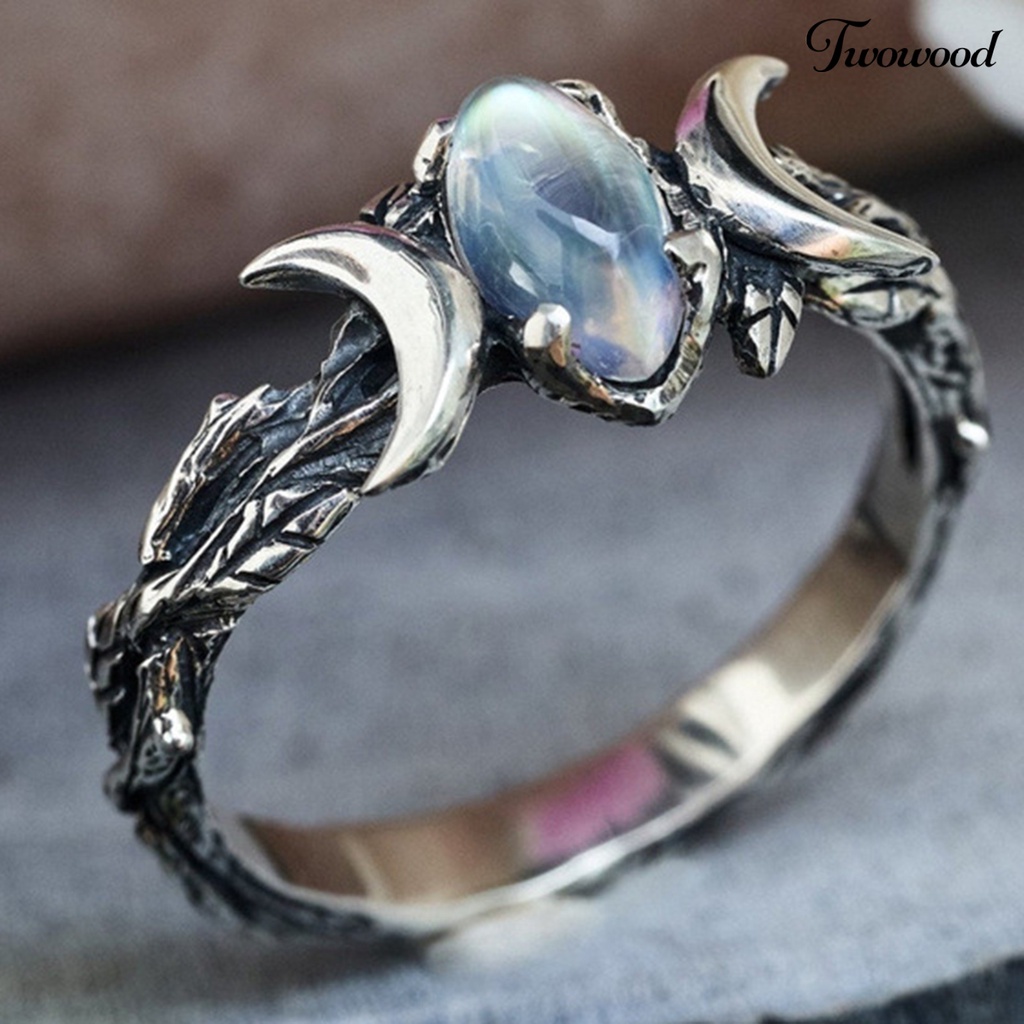 Cincin Warna Silver Gaya Retro Untuk Wanita