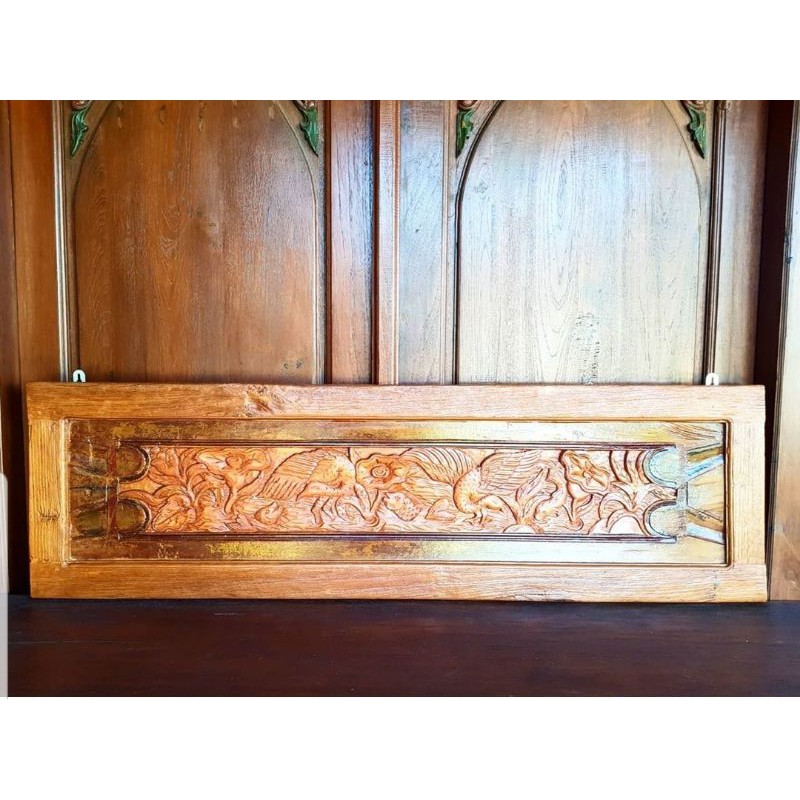 Pajangan Dinding Ukiran Kayu Jati