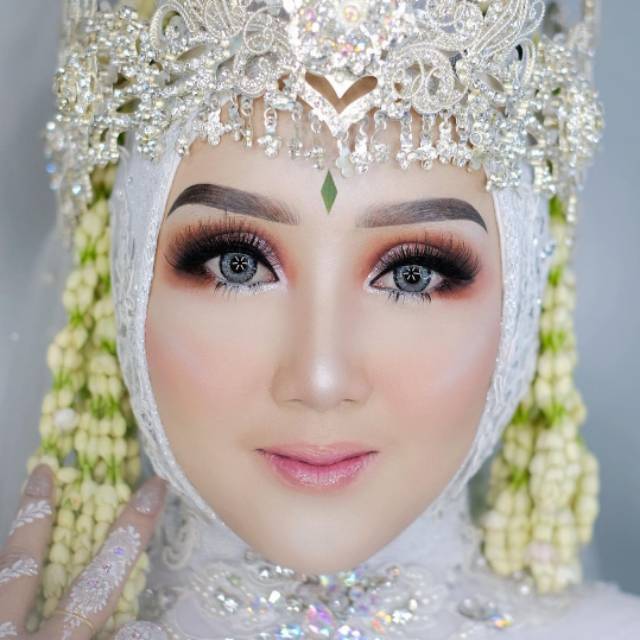 linayuliananandaputeri15