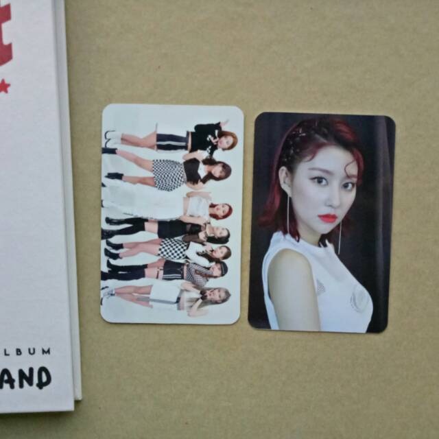 MOMOLAND SHOW ME ALBUM OFFICIAL PHOTOCARD